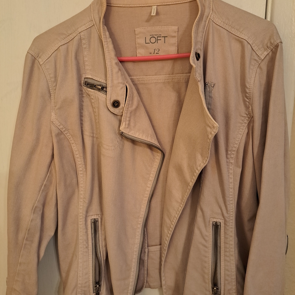 ANN TAYLOR  LOFT Women's Tan Utility Jacket,like new